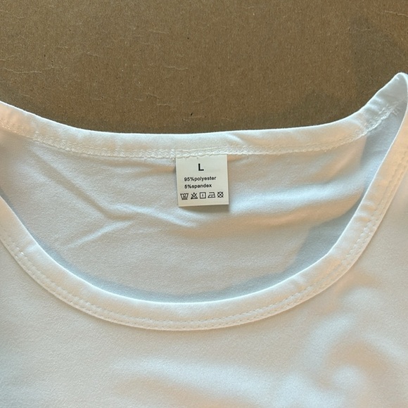 NWOT Chinese New Year dancing lion graphic tee Size L poly span blend - Picture 8 of 9